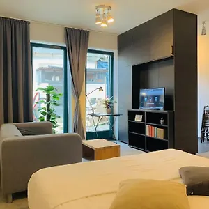  Apartment Cozy Friendly Place With Free Parking