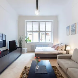 Luxury On Old Town Square Appartement