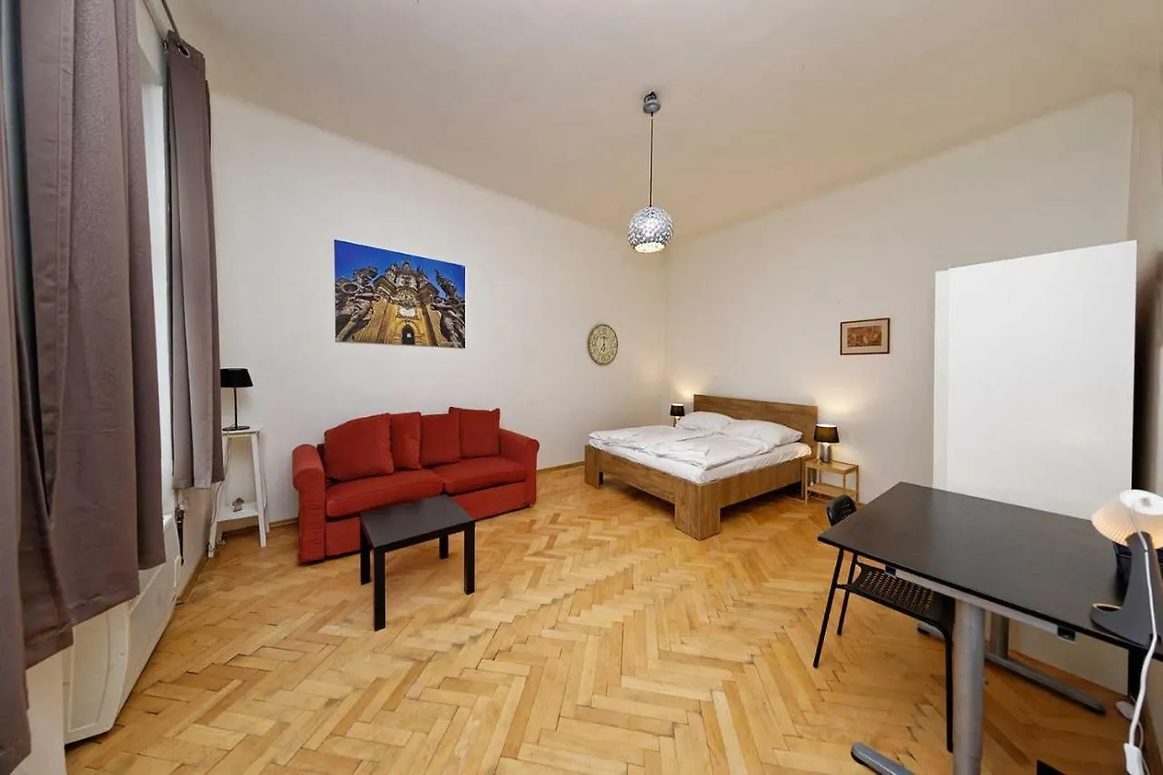 Peter'S Tower Apartments Praga