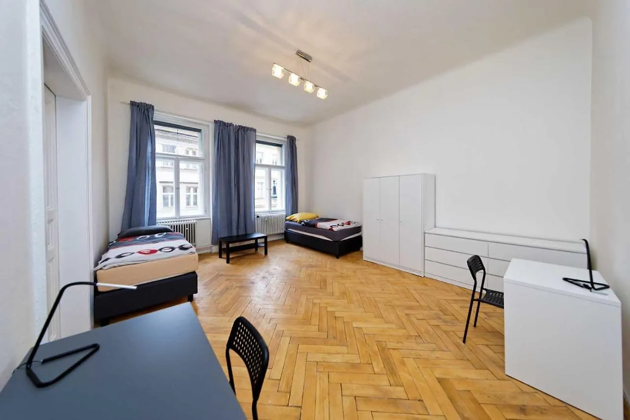 Peter'S Tower Apartments Prague Czech Republic
