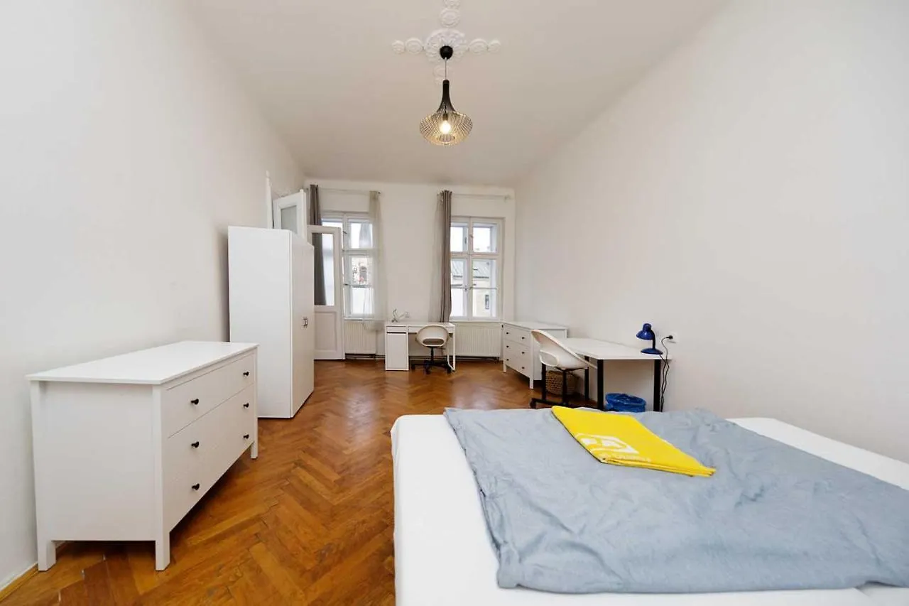 Peter'S Tower Apartments Prague Czech Republic